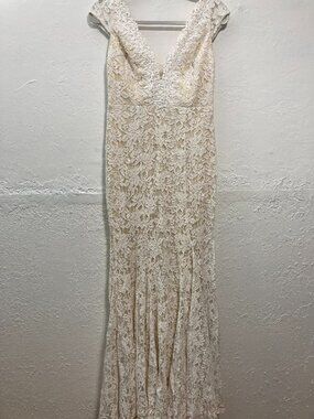 NWT Fashion Nova Lacey Dreams Gown Bridal Prom Romantic Ethereal Ivory Mermaid S